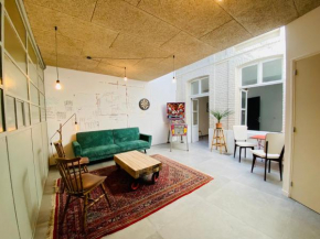 Oasis Urbaine - Spacieux et calme avec patio